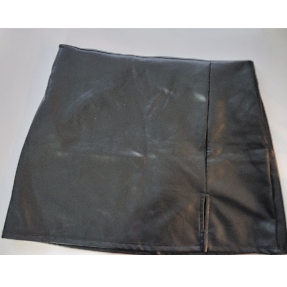 Altar'd State Black Faux Leather Mini Skirt Front Slit Back Zip Womens Size M